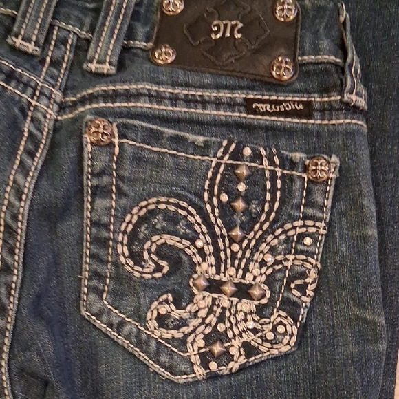 Miss ME  Embellished Boot CutBlue Jeans - Picture 4 of 4